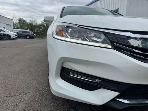 Used 2016 Honda Accord EX-L image 10