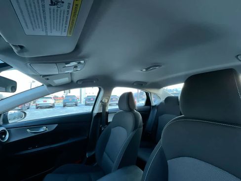 Certified 2022 Kia Forte LXS image 22