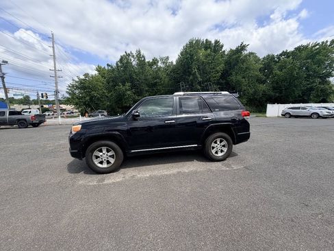 Used 2010 Toyota 4Runner Limited AWD/4WD image 30