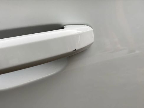 Used 2019 GMC Yukon SLT w/ Open Road Package AWD/4WD image 32