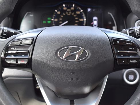 Used 2019 Hyundai Ioniq Blue FWD image 15