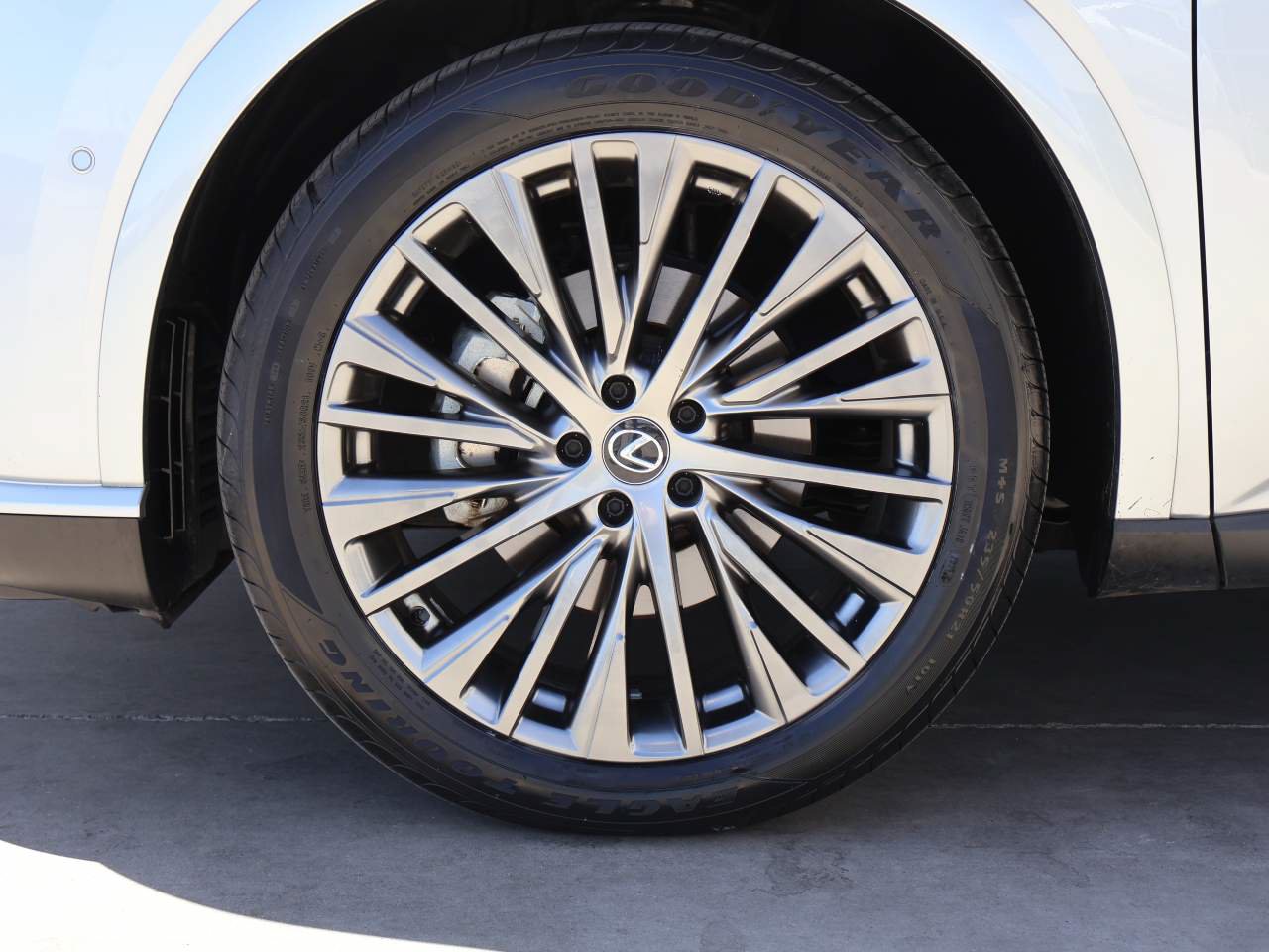 Used 2023 Lexus RX 350 FWD w/ Cold Area Package image 6