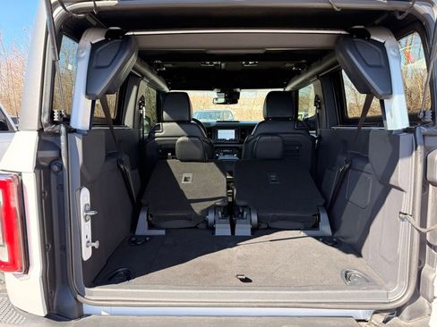 Used 2023 Ford Bronco Badlands w/ Sasquatch Package image 37