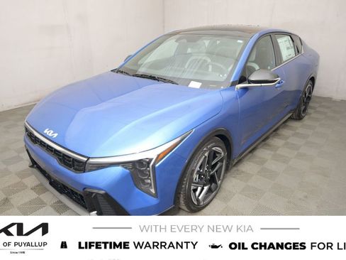 New 2025 Kia K4 GT-Line image 1