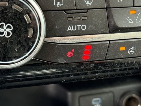 Used 2022 Ford Escape SE w/ Cold Weather Package image 31