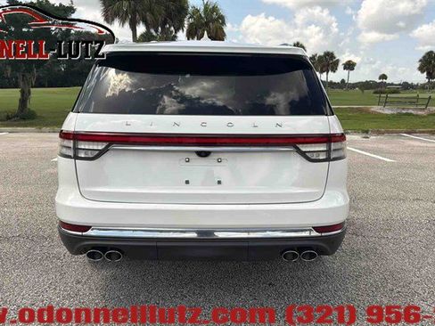 Used 2023 Lincoln Aviator Reserve w/ Equipment Group 201A AWD/4WD image 5