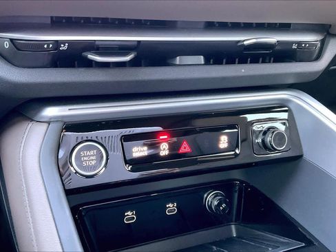 Certified 2025 Audi Q5 Premium Plus w/ Premium Plus image 29