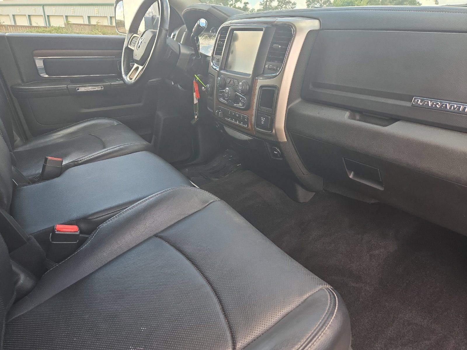 Used 2017 RAM 2500 Laramie AWD/4WD image 14