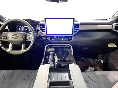 New 2026 Toyota Tundra Limited AWD/4WD image 9