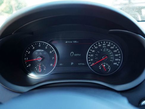 Used 2020 Kia Stinger GT2 image 25