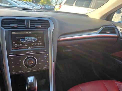 Used 2014 Ford Fusion Titanium image 13