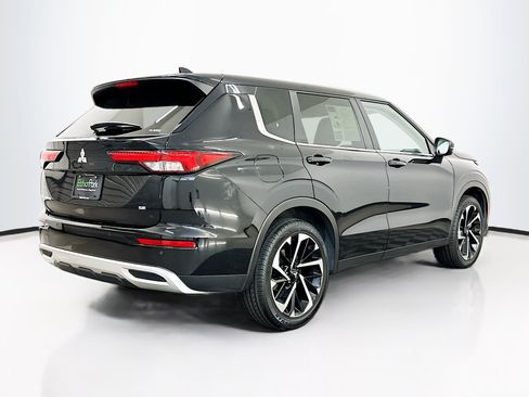Used 2024 Mitsubishi Outlander SE AWD/4WD image 9