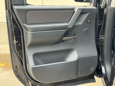 Used 2012 Nissan Titan SV w/ SV Value Truck Pkg AWD/4WD image 34
