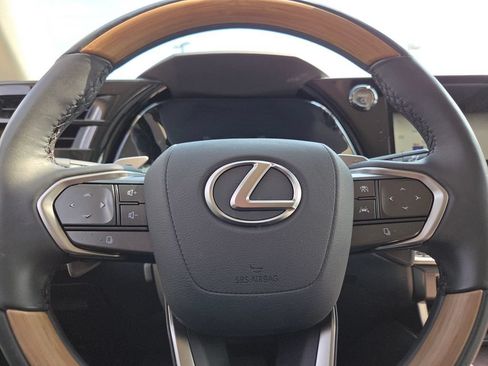 Used 2025 Lexus RX 350 w/ Convenience Package AWD/4WD image 37