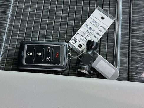 Used 2022 Jeep Wagoneer Series II w/ Rear Seat Video Group 1 AWD/4WD image 35