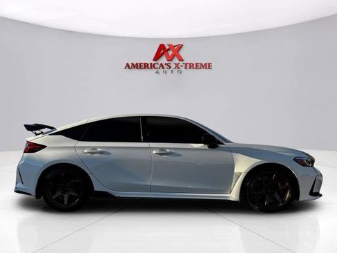 Used 2025 Honda Civic Type R image 6