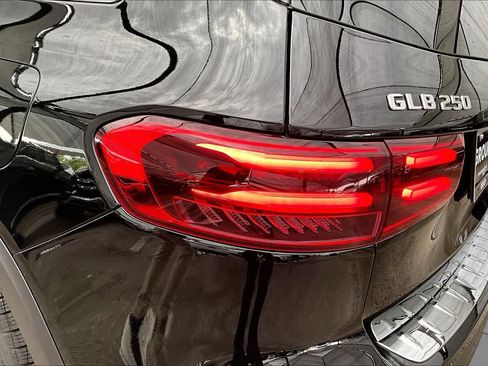 Certified 2026 Mercedes-Benz GLB 250 image 29