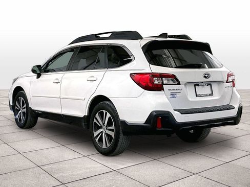 Used 2019 Subaru Outback 2.5i Limited AWD/4WD image 10