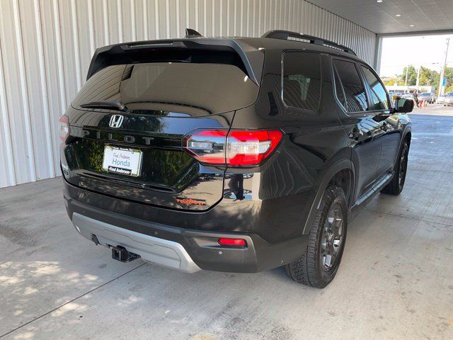 Used 2024 Honda Pilot TrailSport image 23
