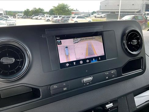 New 2024 Mercedes-Benz Sprinter 2500 image 11