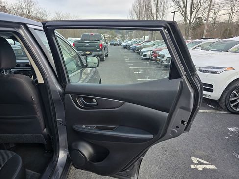 Used 2020 Nissan Rogue Sport S w/ Appearance Package image 16