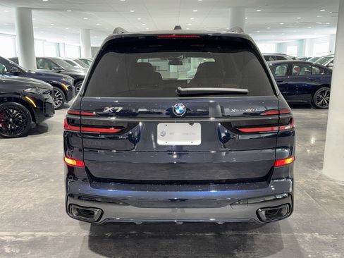 New 2026 BMW X7 xDrive40i w/ M Sport Package image 6