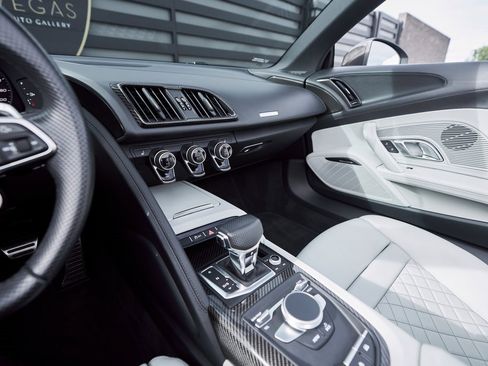 Used 2021 Audi R8 V10 performance image 58