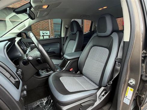Used 2016 Chevrolet Colorado Z71 AWD/4WD image 27