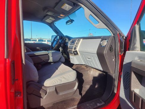 Used 2016 Ford F250 XLT w/ XLT Value Package image 13
