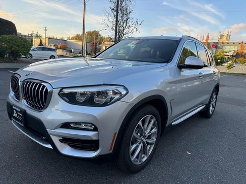 Used 2019 BMW X3 xDrive30i w/ Driving Assistance Package image 4