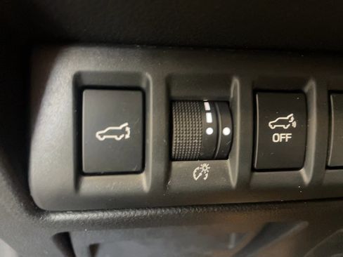 Used 2024 Subaru Outback Limited image 16