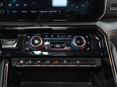 Used 2024 GMC Sierra 3500 AT4 w/ AT4 Premium Plus Package image 15