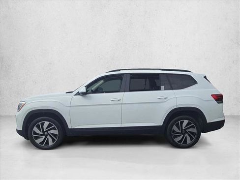 Used 2024 Volkswagen Atlas SE FWD image 5