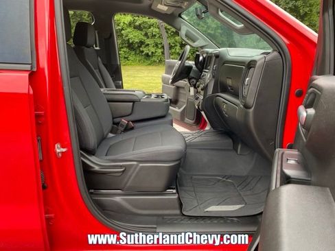 Used 2019 Chevrolet Silverado 1500 Custom w/ Custom Convenience Package AWD/4WD image 20
