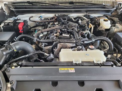 Used 2024 Toyota Tacoma SR5 AWD/4WD image 27