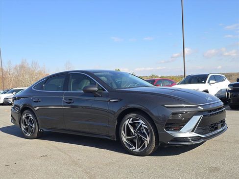 New 2026 Hyundai Sonata SEL image 1