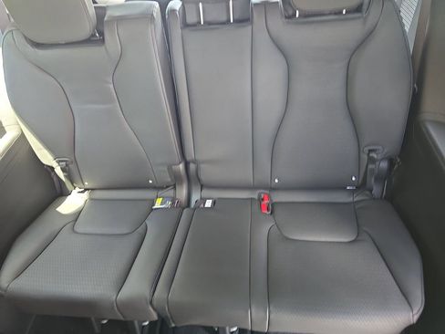 New 2026 Kia Carnival SX Prestige image 18