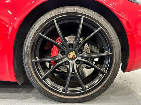 Used 2018 Porsche 718 Cayman S RWD image 35