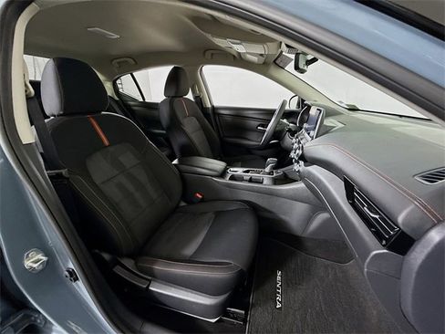 Certified 2025 Nissan Sentra SR image 24