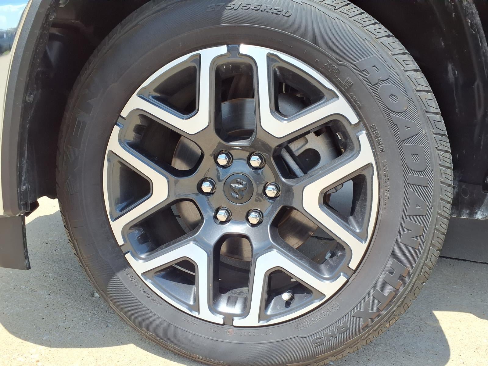 Used 2025 RAM 1500 Laramie AWD/4WD image 44
