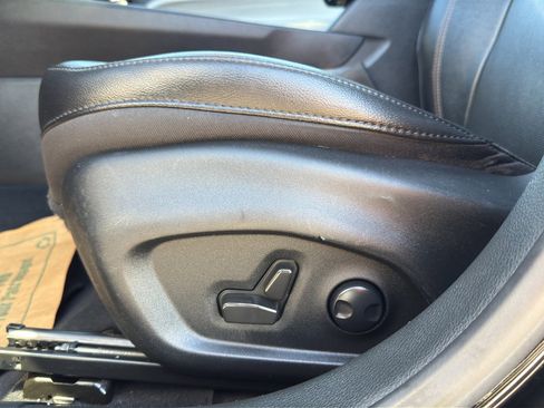 Used 2022 Jeep Compass Limited w/ Sun and Sound Group AWD/4WD image 16