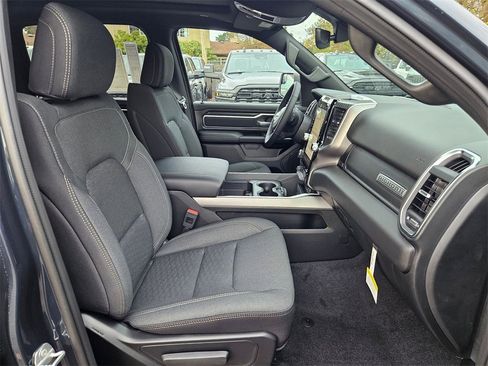 New 2026 RAM 1500 4x4 Crew Cab image 18