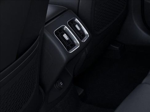 Used 2026 Kia Sorento S image 26