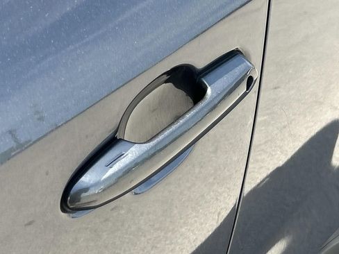 Used 2022 Toyota RAV4 XLE image 15