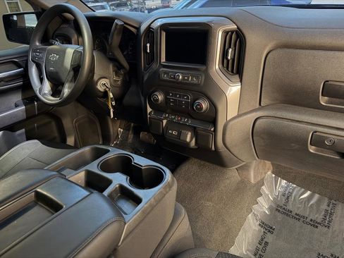 Used 2021 Chevrolet Silverado 1500 Custom Trail Boss image 19