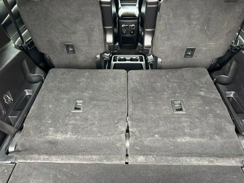 Used 2021 Ford Explorer Limited w/ Equipment Group 301A image 16