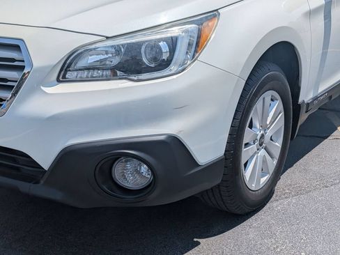 Used 2017 Subaru Outback 2.5i Premium AWD/4WD image 7