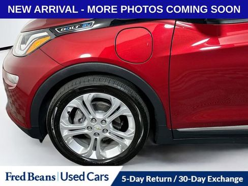 Used 2020 Chevrolet Bolt LT FWD image 31