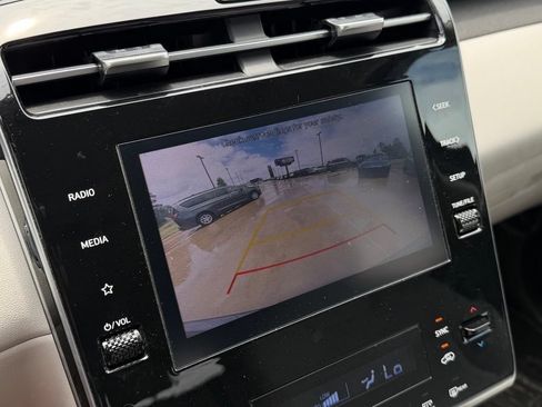 Used 2023 Hyundai Tucson SEL w/ Convenience Package FWD image 17