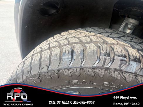 Used 2020 Jeep Grand Cherokee Altitude AWD/4WD image 11